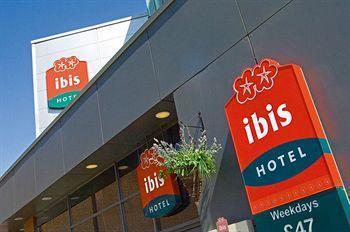 Ibis Daumesnil Porte Doree Hotel
