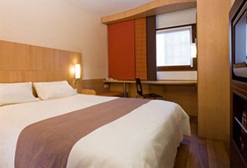 Hotel Ibis Daumesnil Porte Doree