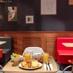 Ibis Daumesnil Porte Doree